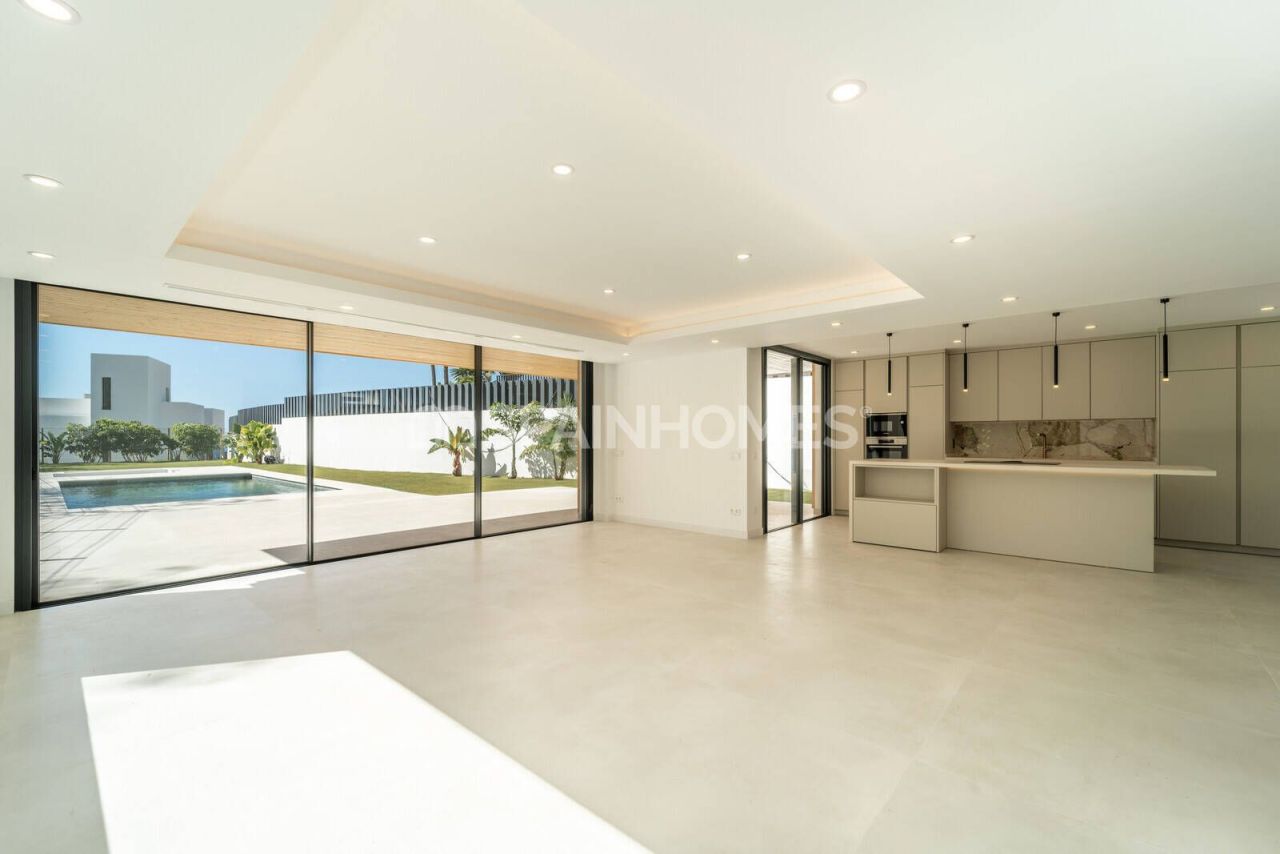 Villa in Benalmadena, Spanien, 367 m² - Foto 8
