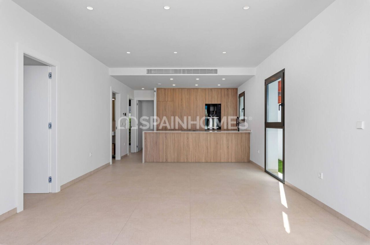 Apartment in Pilar de la Horadada, Spain, 90 m² - picture 12