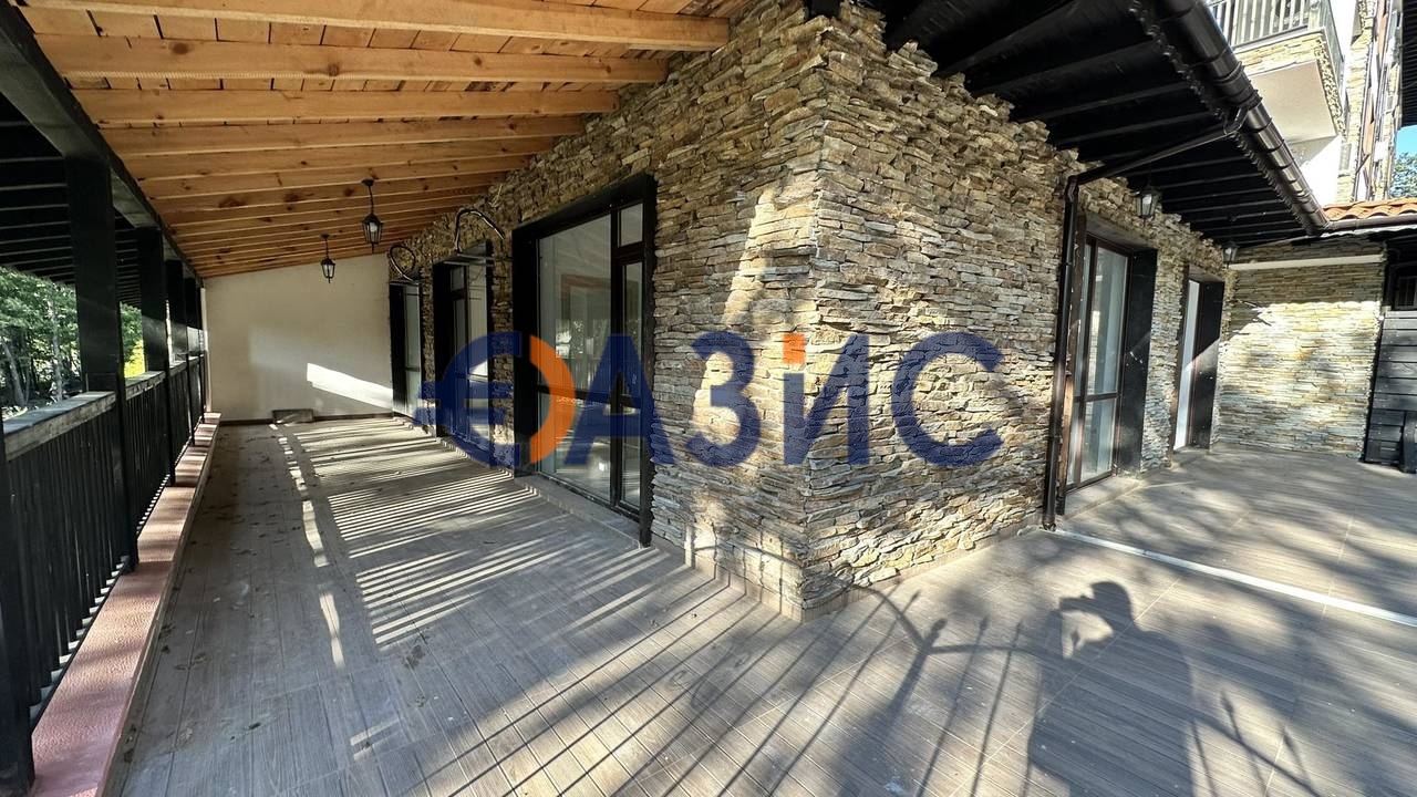 Apartment in Primorsko, Bulgarien, 191.7 m² - Foto 1