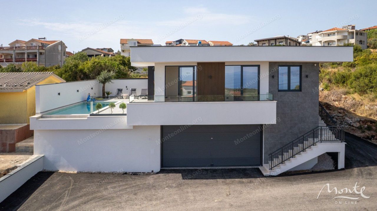 Villa en Krimovica, Montenegro, 160 m² - imagen 1