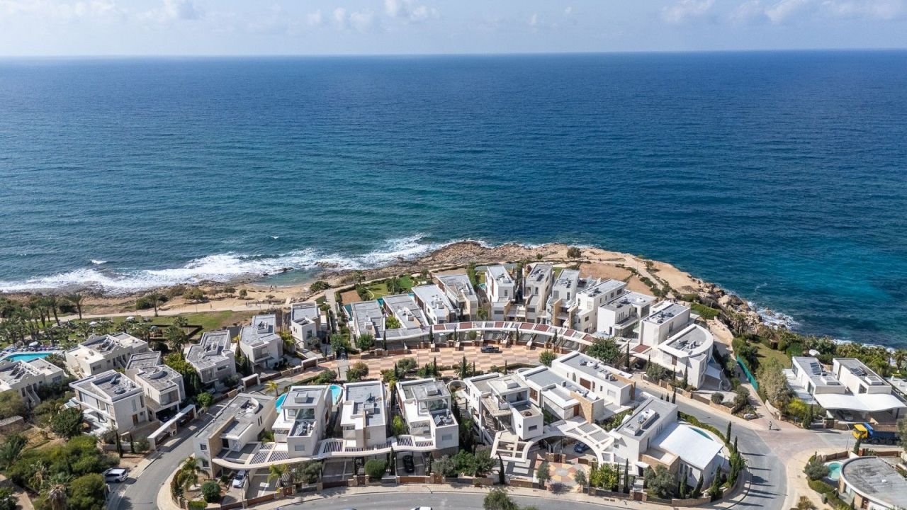 Villa in Paphos, Cyprus, 271 m² - picture 1