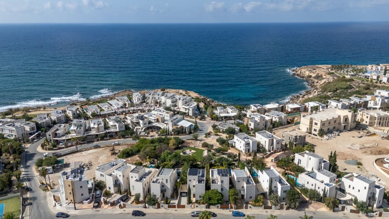 Villa en Pafos, Chipre, 260 m² - imagen 1