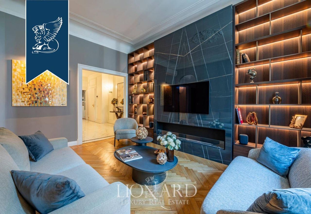 Apartment in Milan, Italy, 150 m² - picture 3