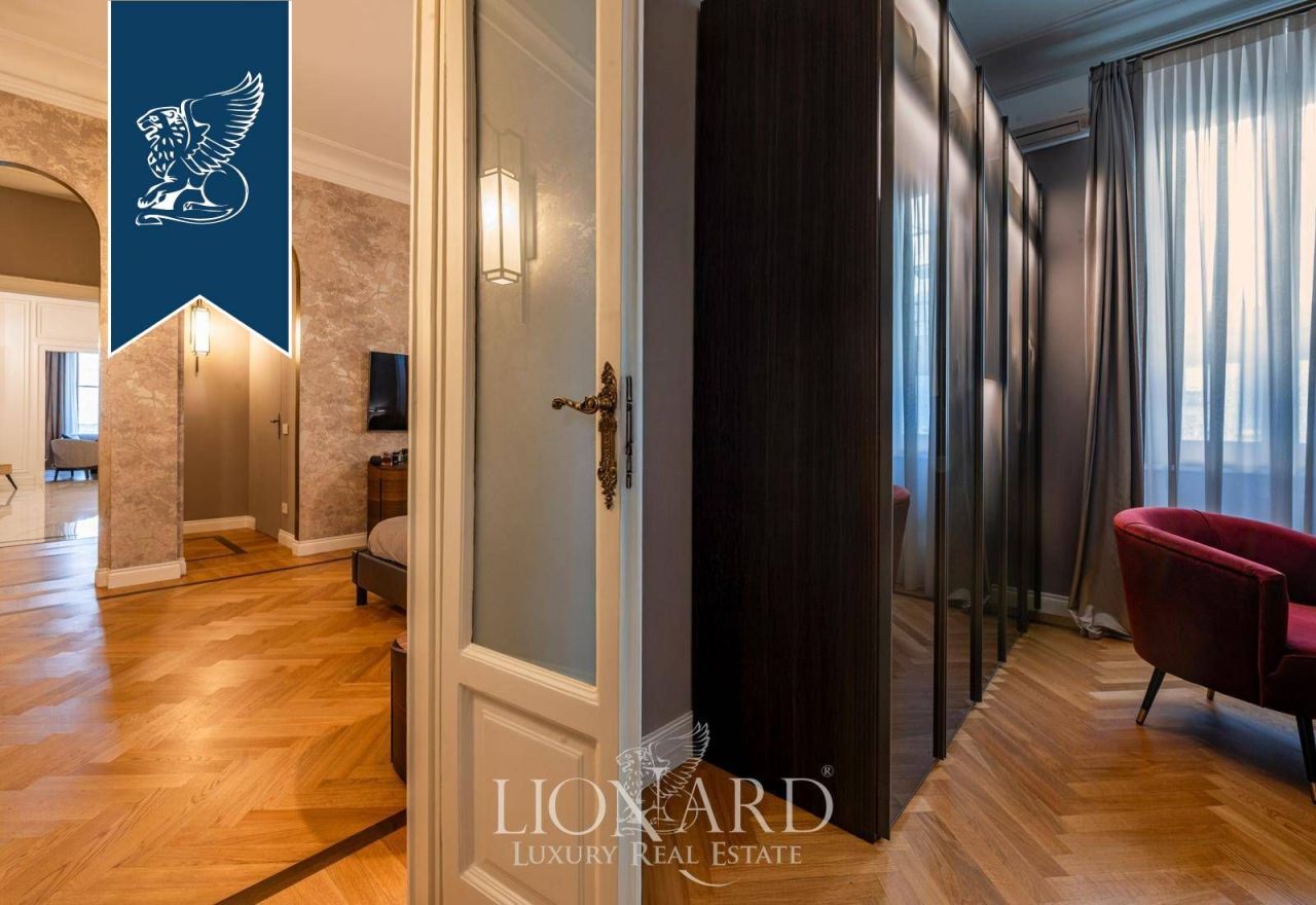 Apartment in Milan, Italy, 150 m² - picture 18