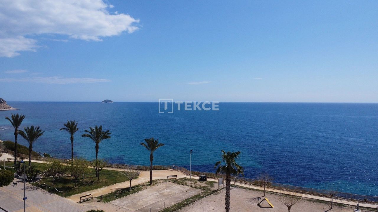 Apartment in Villajoyosa, Spain, 62 m² - picture 1
