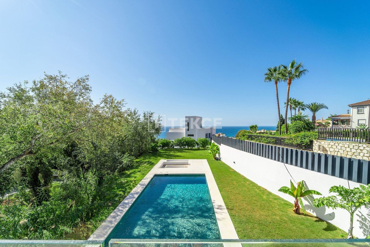Villa en Benalmádena, España, 367 m² - imagen 2