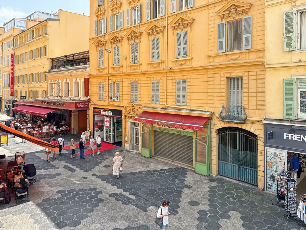 Flat in Nice, France, 30 m² - picture 7