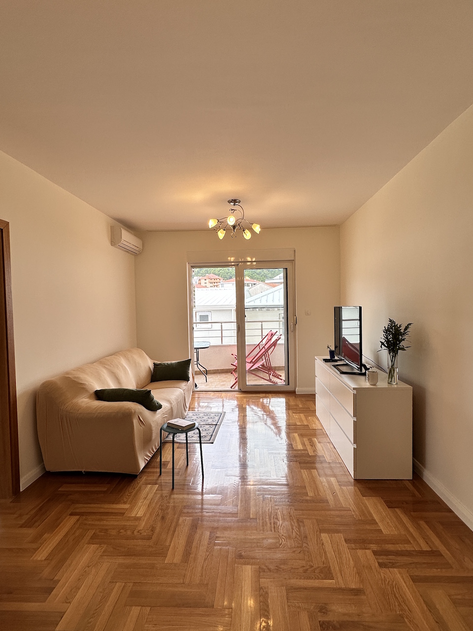 Flat in Budva, Montenegro, 44 m² - picture 2