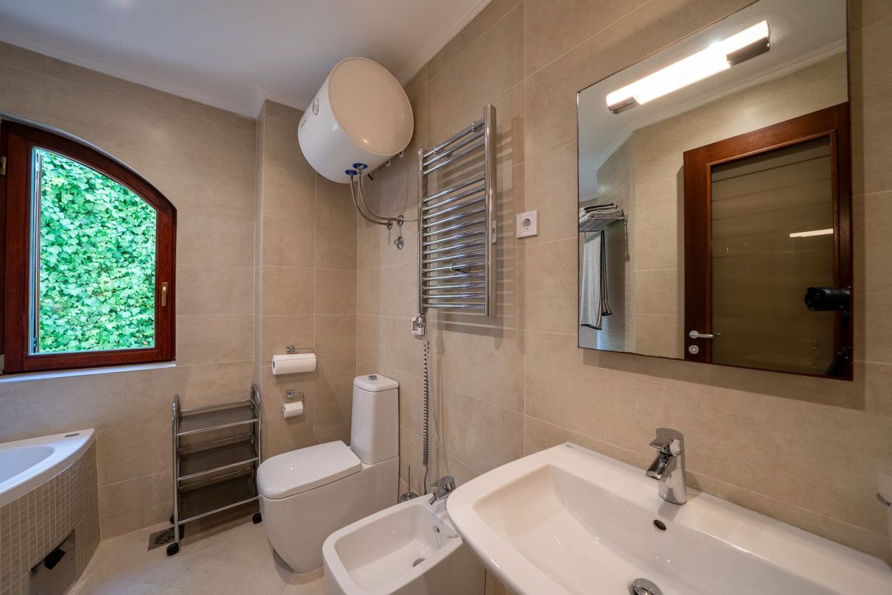 Appartamento a Petrovac, Montenegro, 86 m² - foto 14