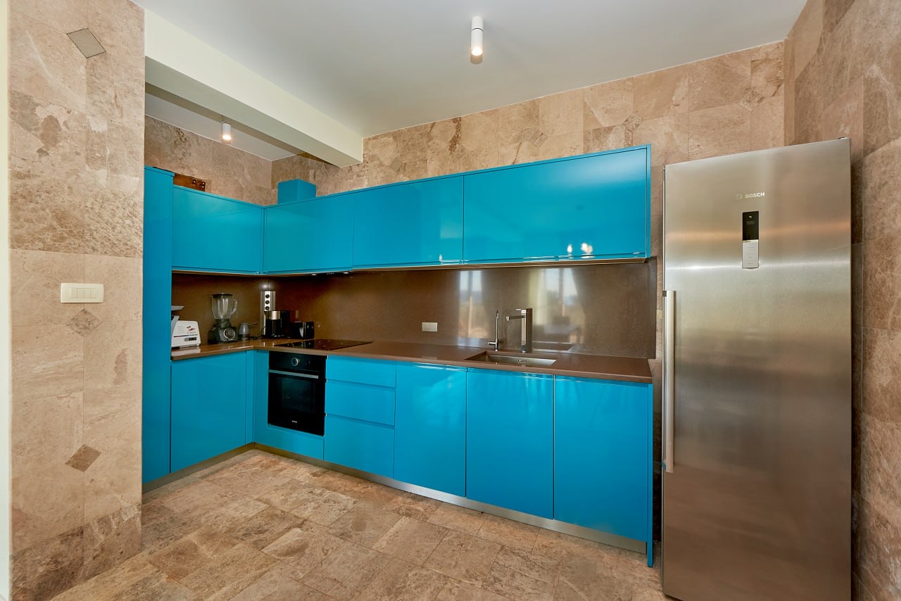 Piso en Sveti Stefan, Montenegro, 207 m² - imagen 13