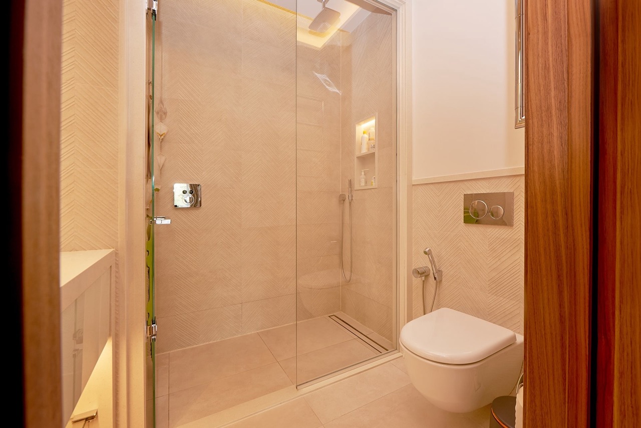 Piso en Tivat, Montenegro, 152 m² - imagen 16