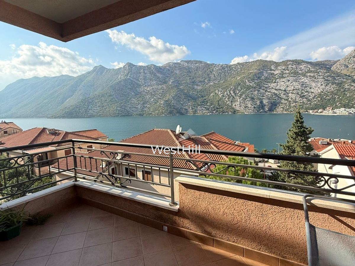 Appartamenti a Risan, Montenegro, 6 m² - foto 1