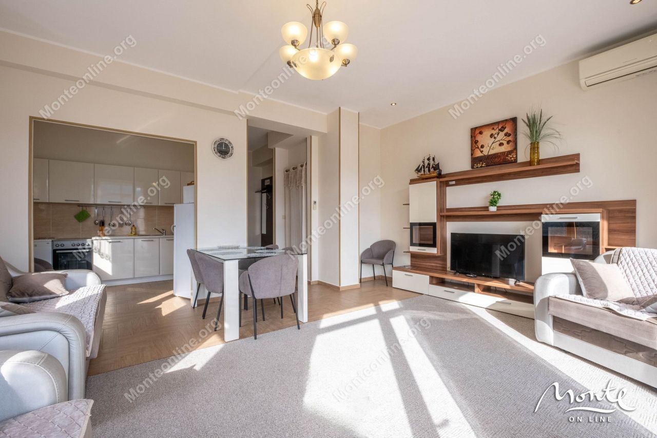 Apartment in Orahovac, Montenegro, 104 m² - picture 5