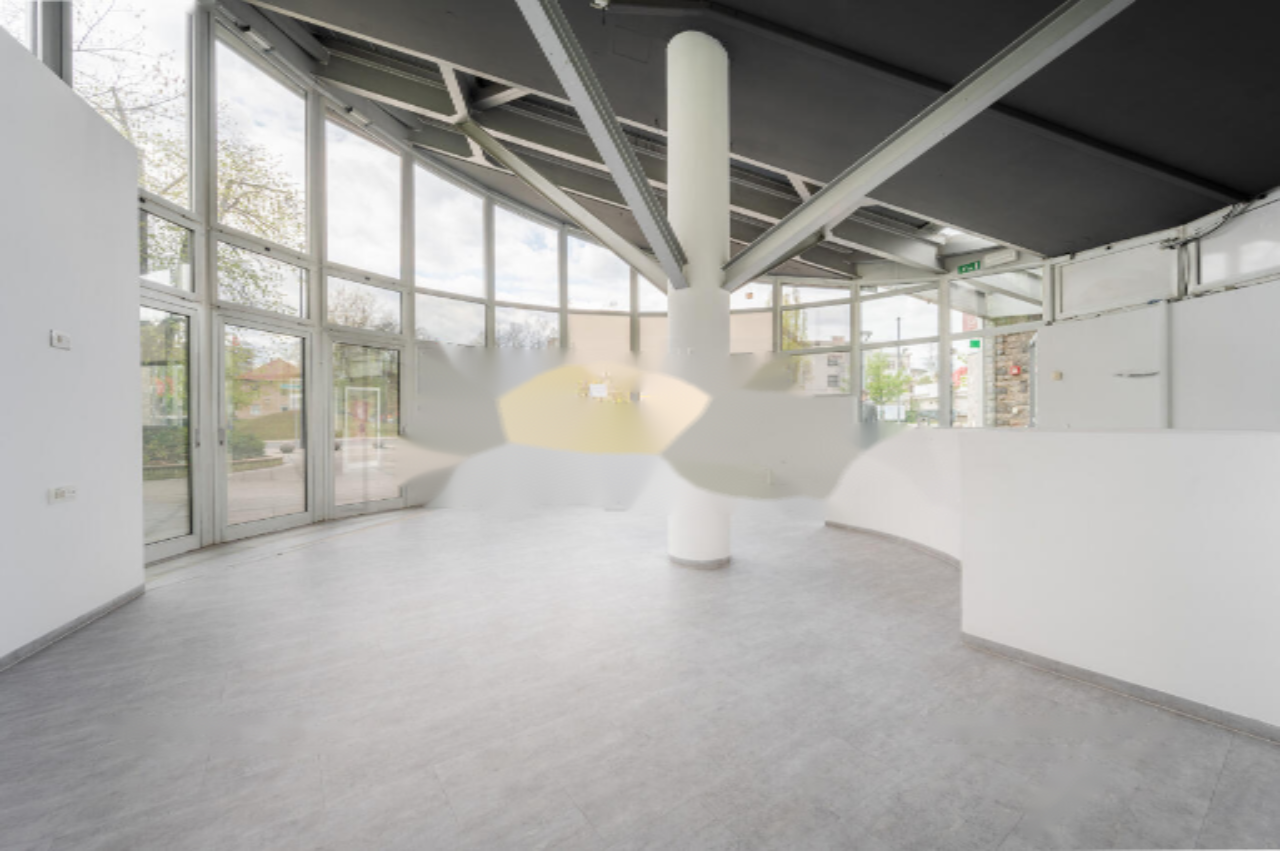 Oficina en Liubliana, Eslovenia, 141 m² - imagen 6
