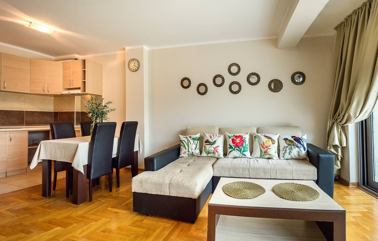 Wohnung in Budva, Montenegro, 85 m² - Foto 1