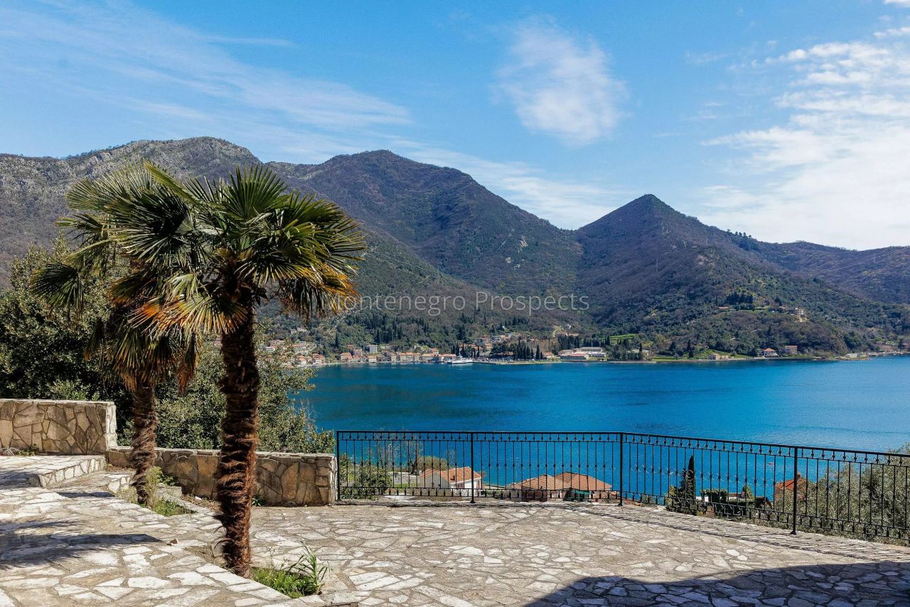 Appartamento a Kamenari, Montenegro, 59 m² - foto 2