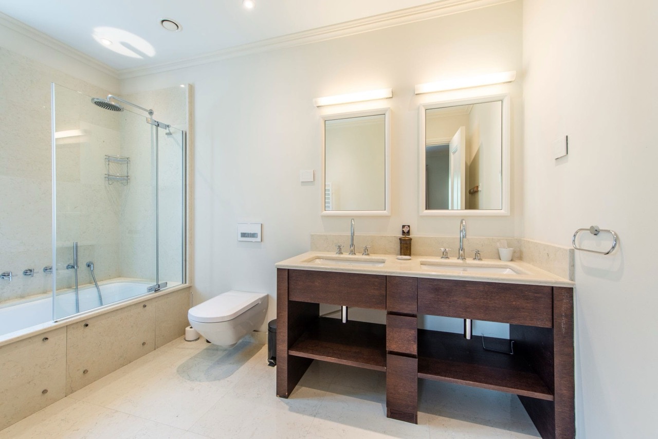 Piso en Tivat, Montenegro, 152 m² - imagen 8