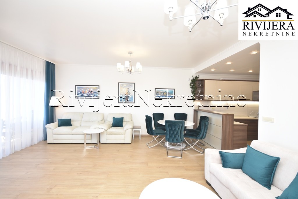 Appartamento a Herceg-Novi, Montenegro, 88 m² - foto 2