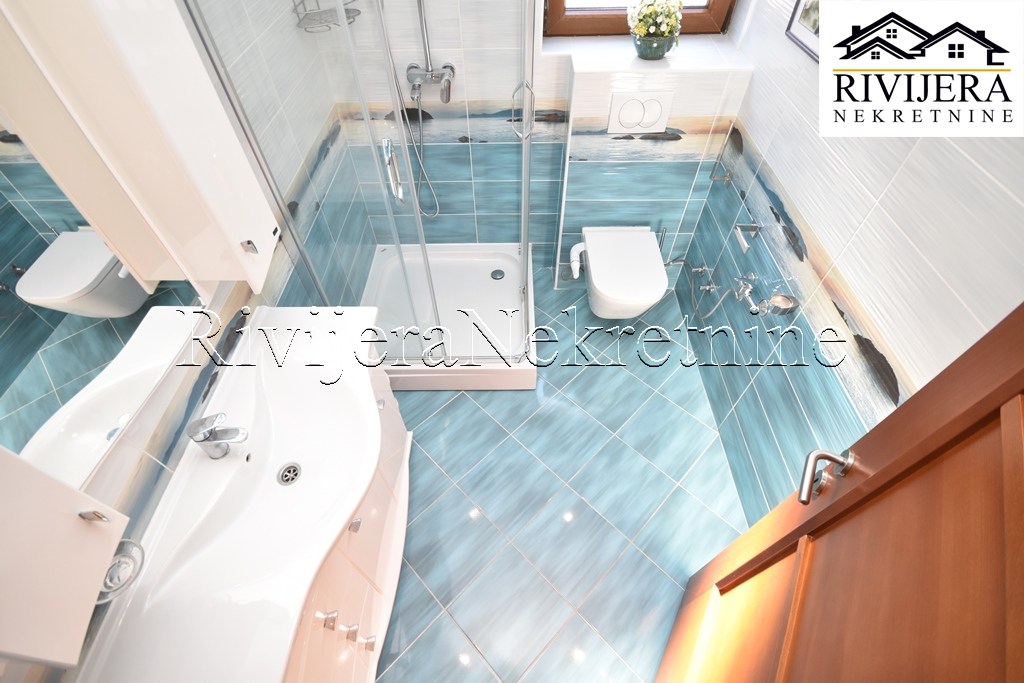 Appartamento a Herceg-Novi, Montenegro, 88 m² - foto 11