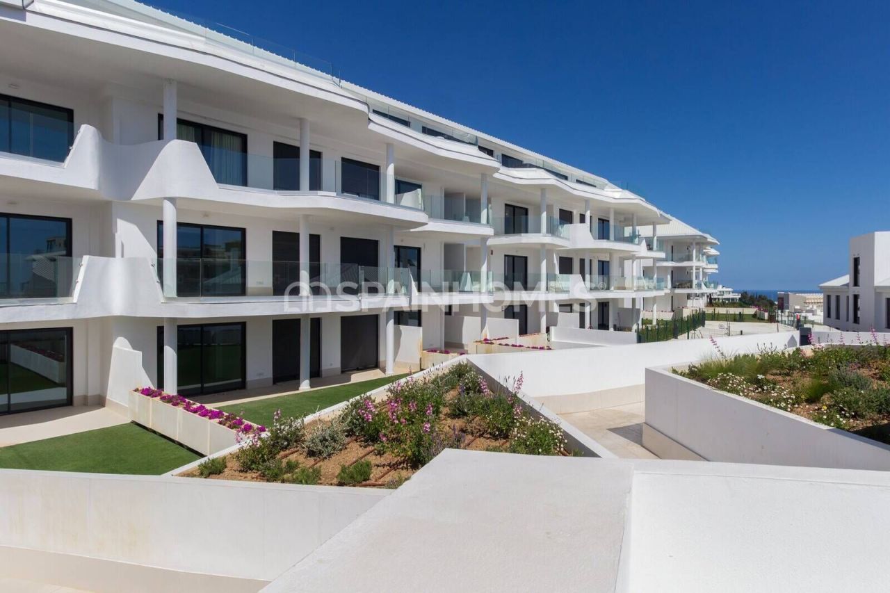 Apartment in Fuengirola, Spain, 117 m² - picture 18