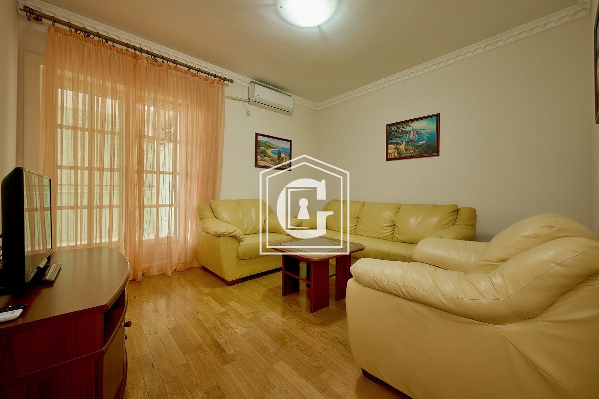 Appartement à Sveti Stefan, Monténégro, 89 m² - image 2