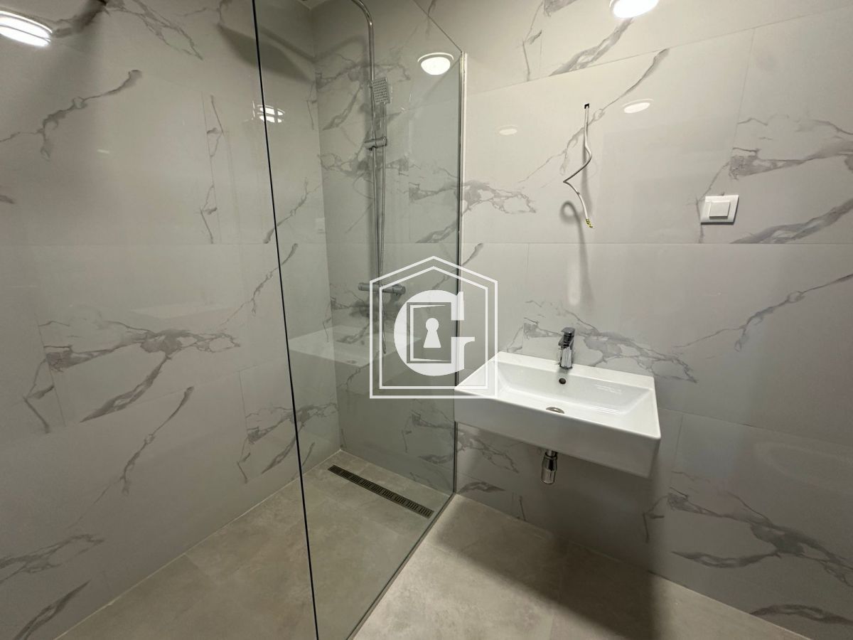 Apartment in Budva, Montenegro, 48 m² - picture 8