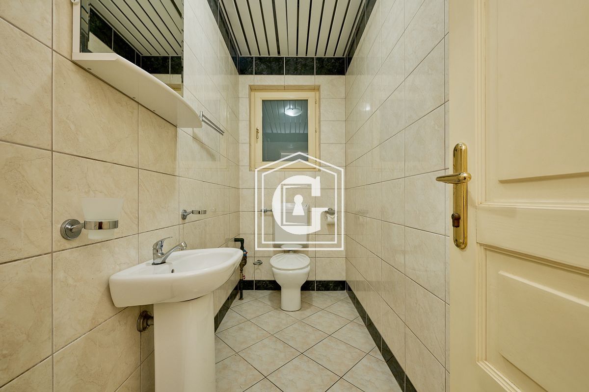 Appartement à Sveti Stefan, Monténégro, 95 m² - image 11