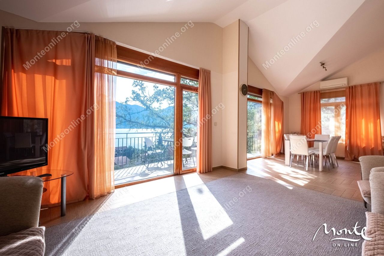 Apartment in Orahovac, Montenegro, 87 m² - picture 3