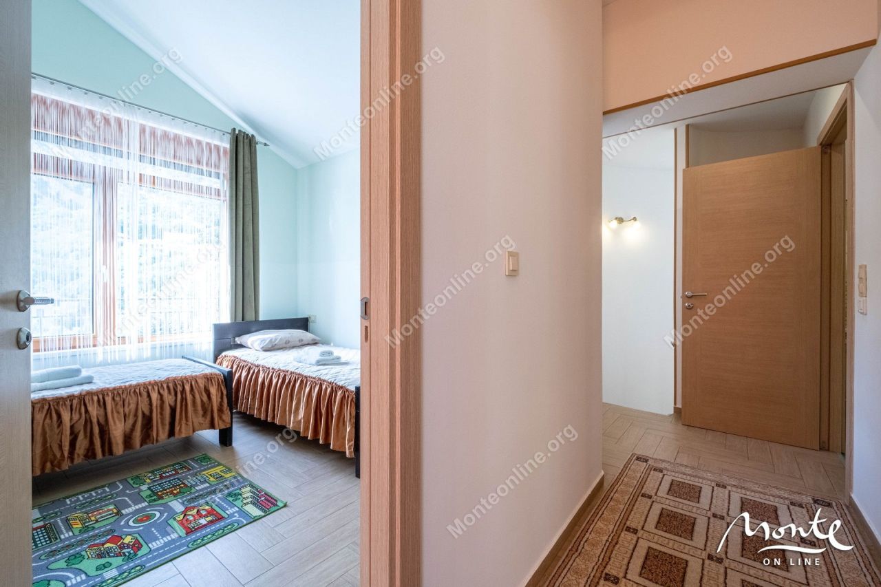 Apartment in Orahovac, Montenegro, 87 m² - picture 12