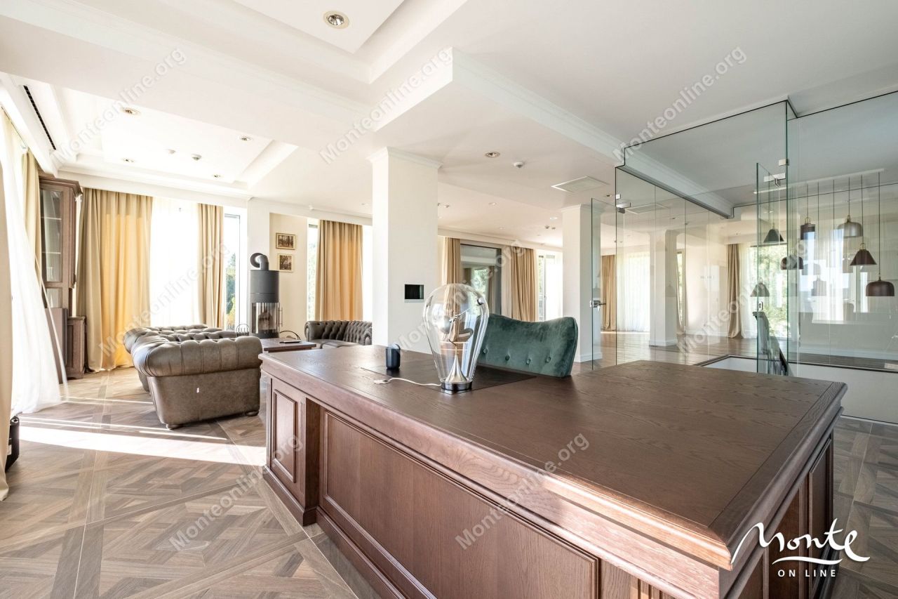 Villa in Tivat, Montenegro, 560 m² - Foto 18