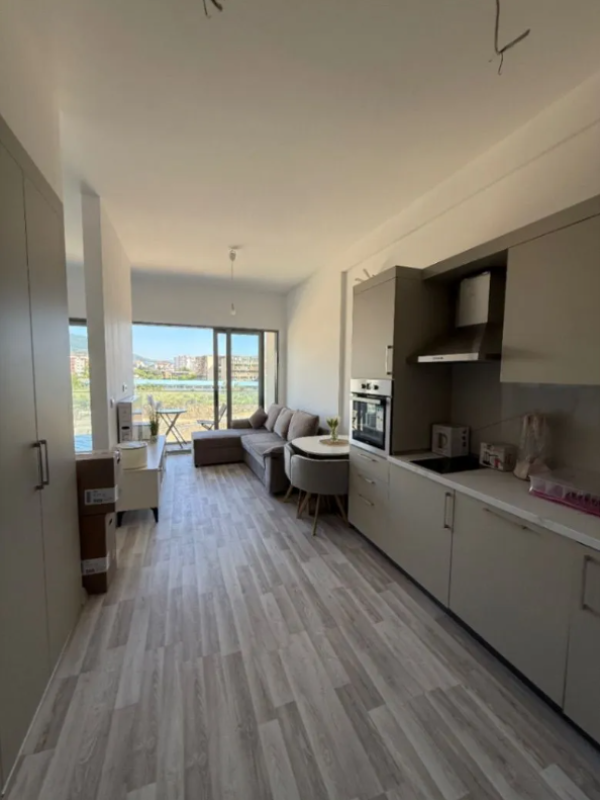 Flat in Bar, Montenegro, 39 m² - picture 2