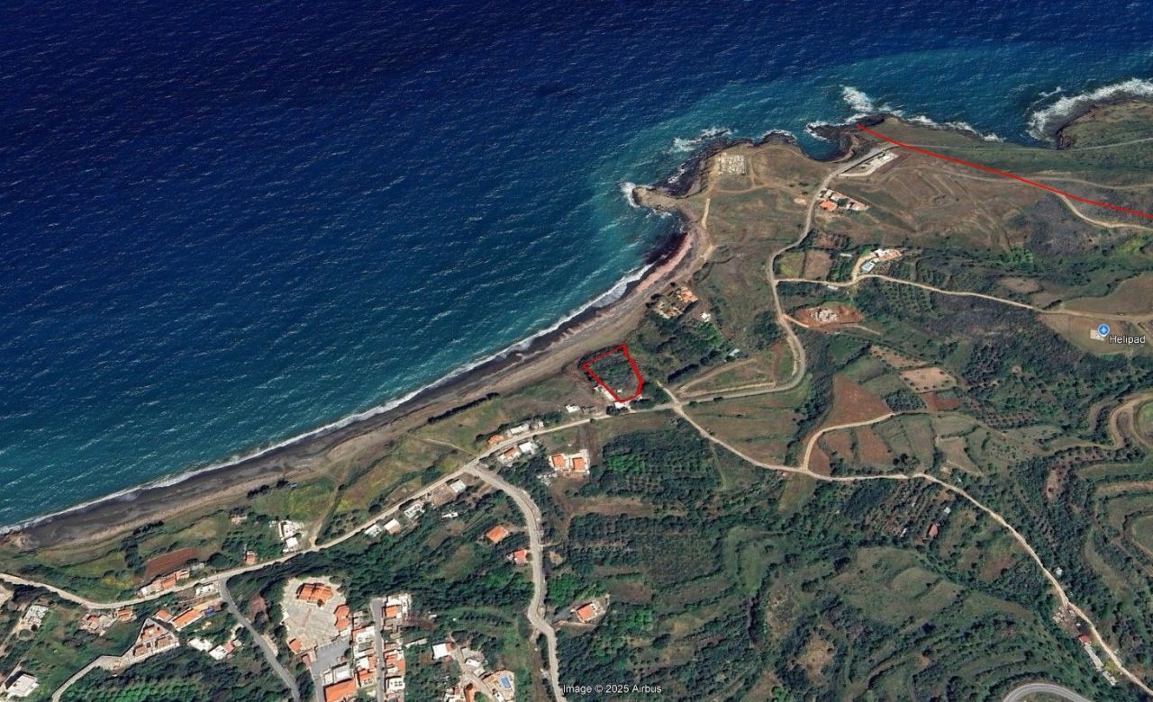 Terreno en Nicosia, Chipre, 2 342 m² - imagen 1