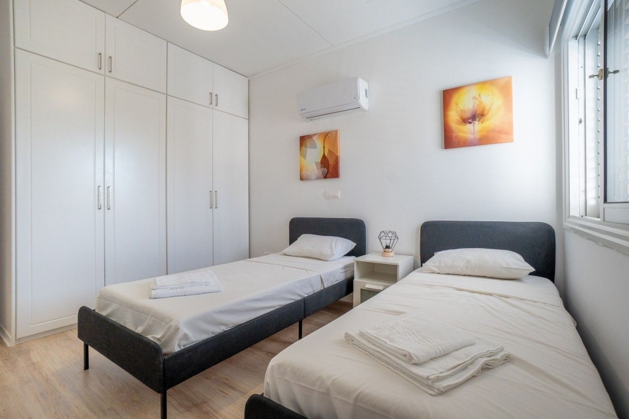 Villa in Paphos, Cyprus, 97 m² - picture 15