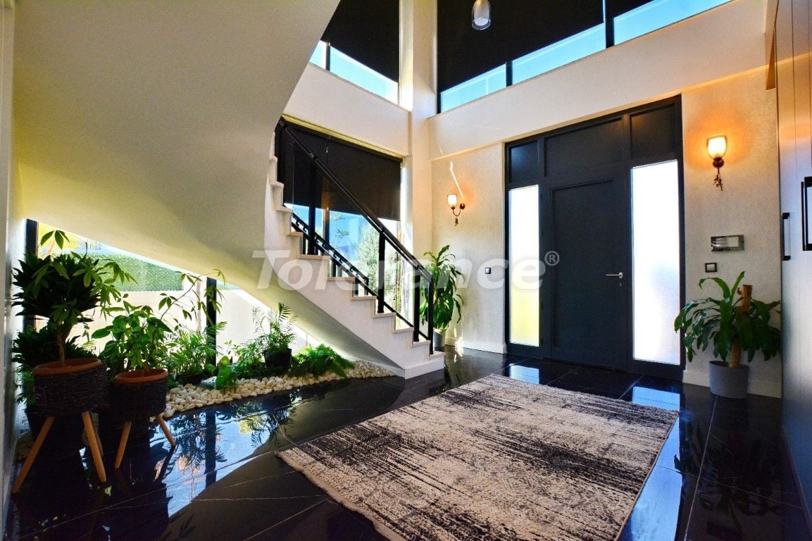 Villa a Antalya, Turchia, 354 m² - foto 14