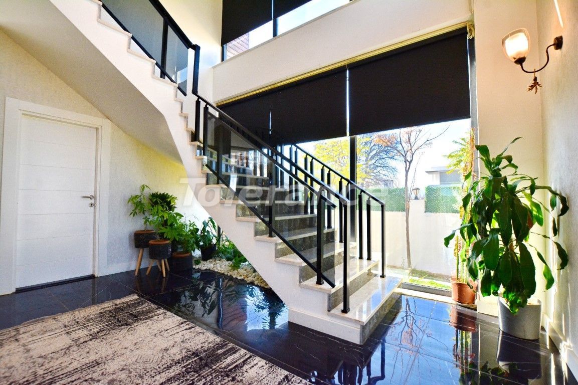 Villa a Antalya, Turchia, 354 m² - foto 15