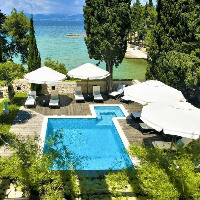 Villa on Brac, Croatia, 514 m² - picture 3