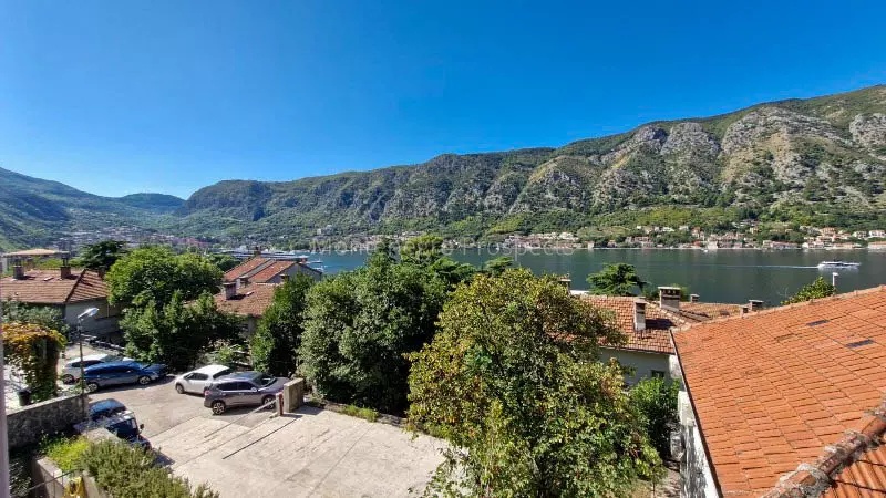 Piso en Dobrota, Montenegro, 108 m² - imagen 12