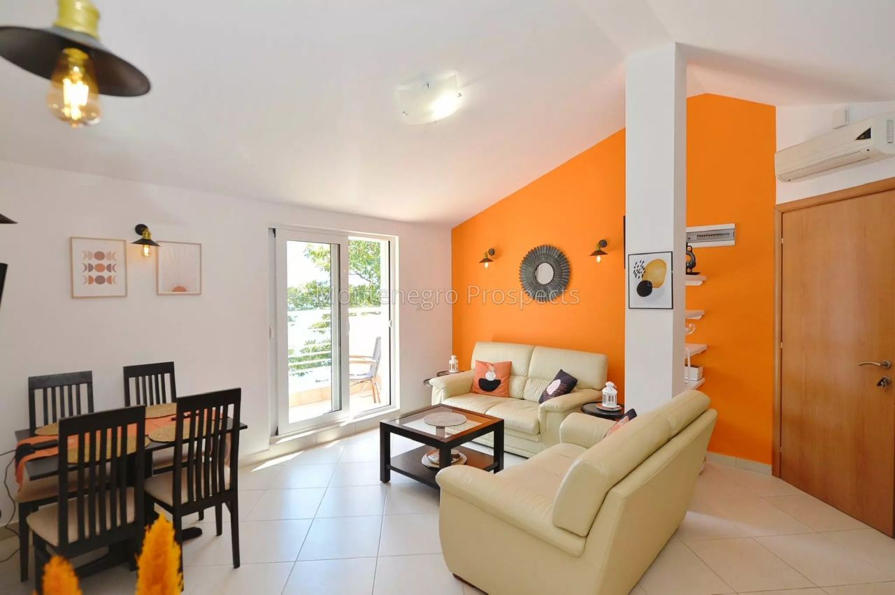 Appartement à Stoliv, Monténégro, 48 m² - image 1