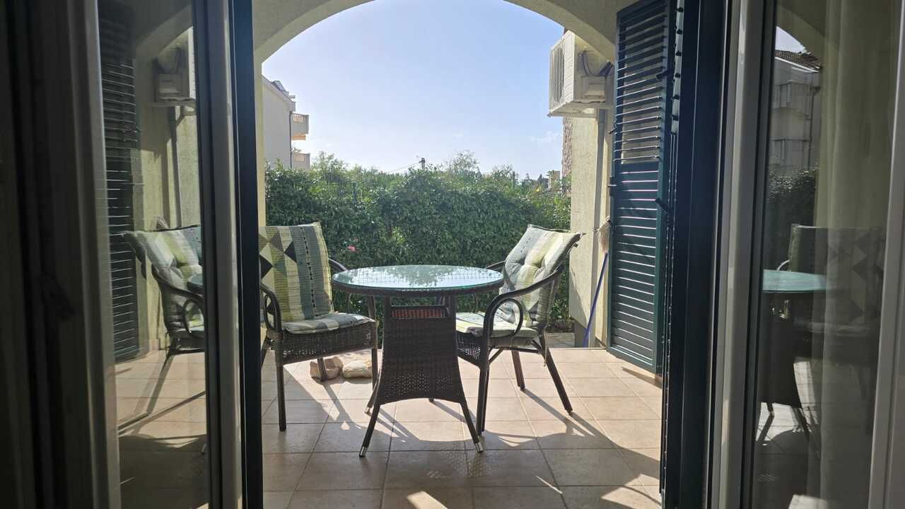 Appartamento a Petrovac, Montenegro, 49 m² - foto 1