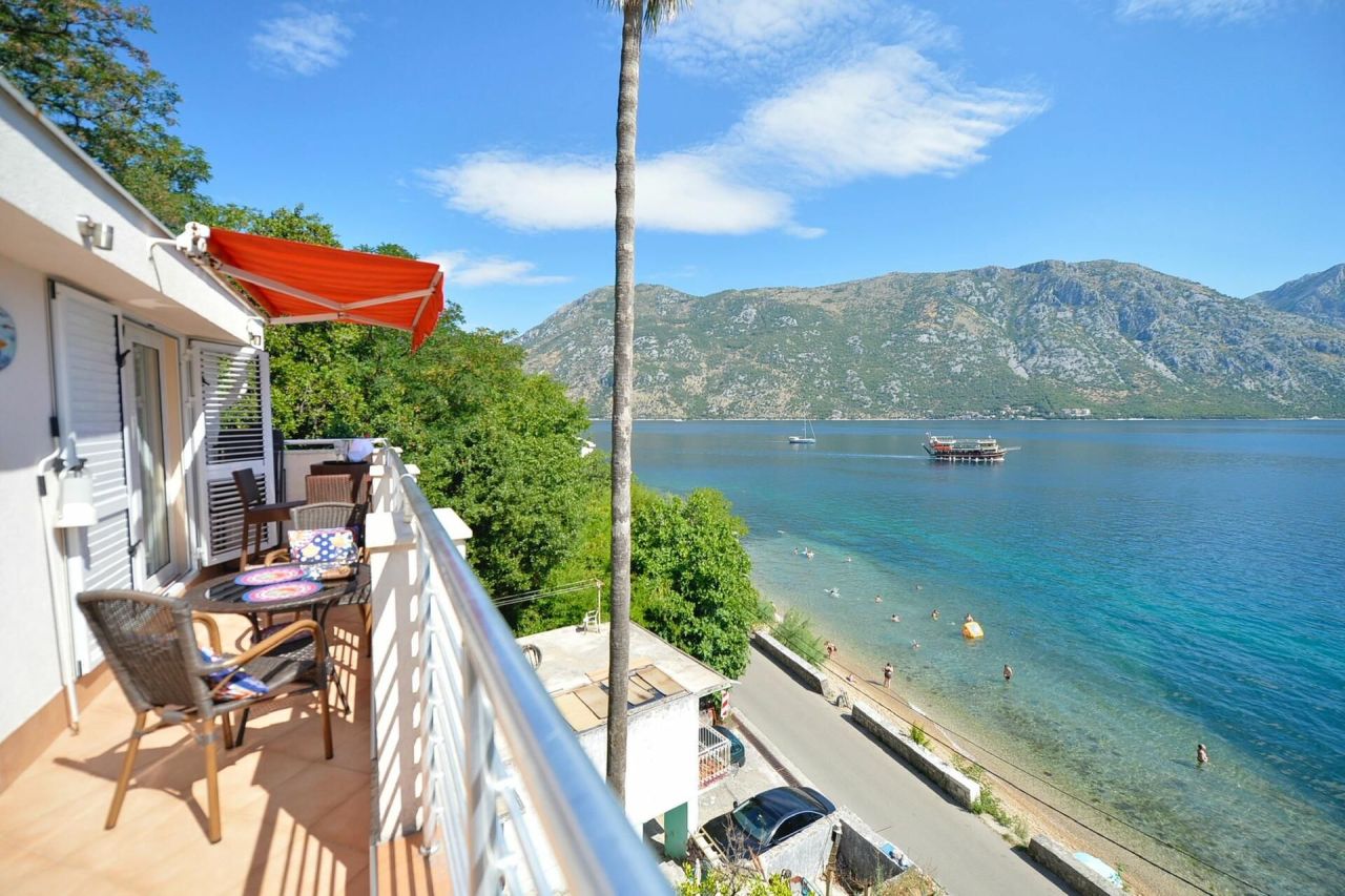 Appartamento a Stoliv, Montenegro, 48 m² - foto 1