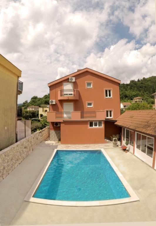 Ufficio a Herceg-Novi, Montenegro, 479 m² - foto 2