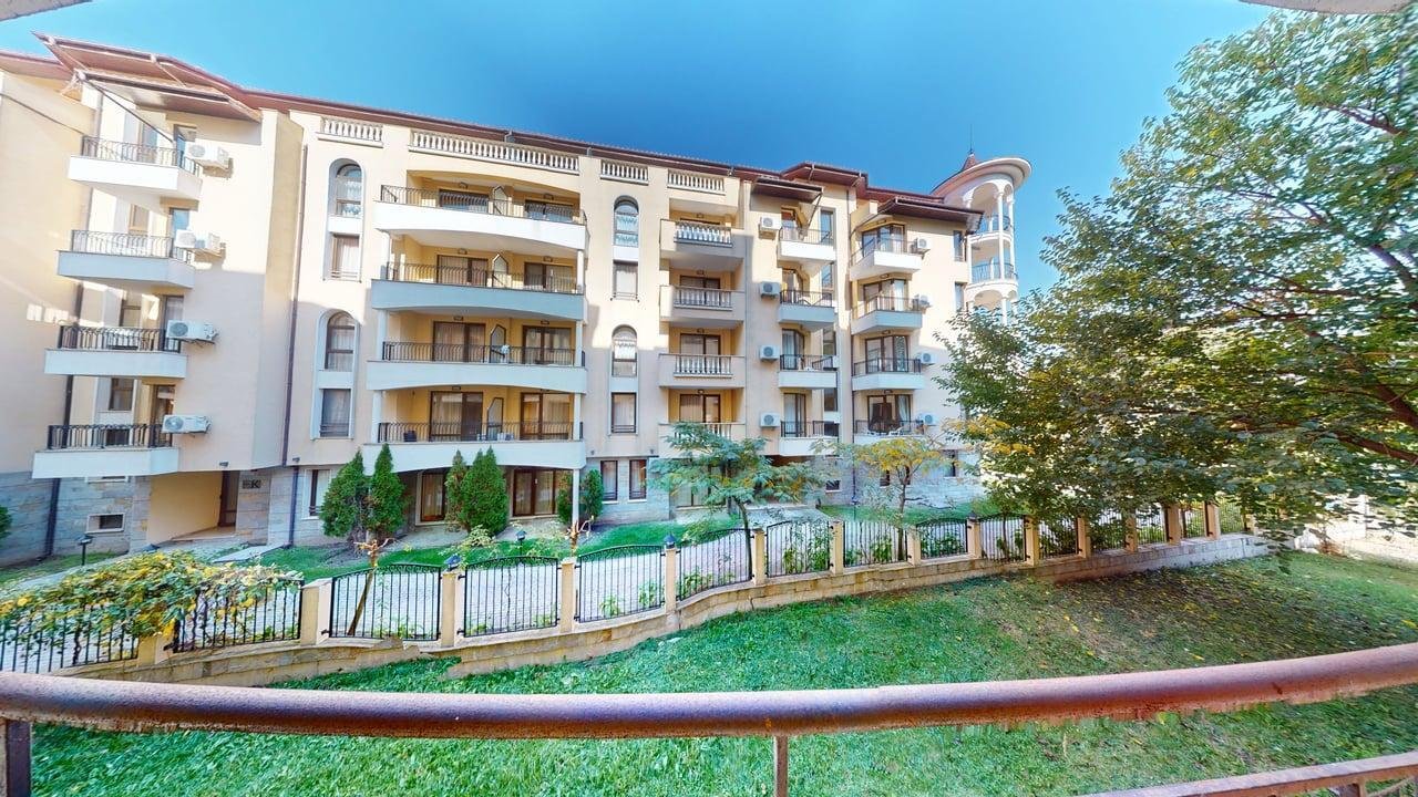 Appartement à Slantchev Briag, Bulgarie, 63 m² - image 1