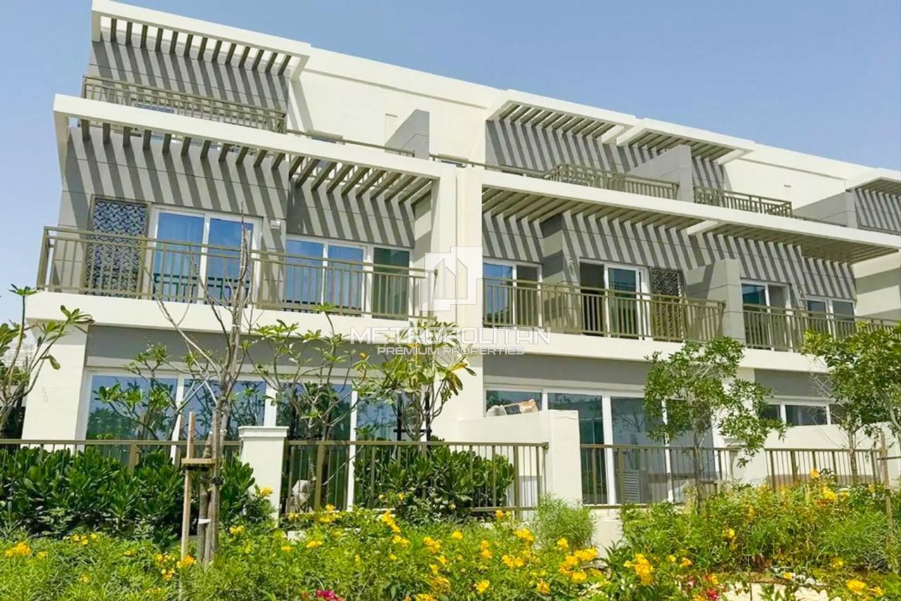 Townhouse a Dubai, EAU, 223 m² - foto 1