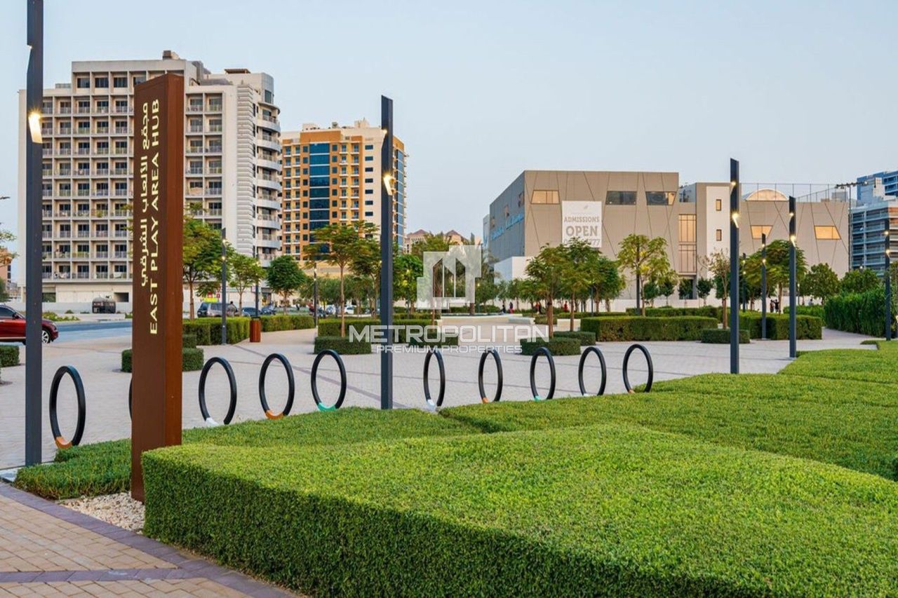 Apartment in Dubai, UAE, 33 m² - picture 7