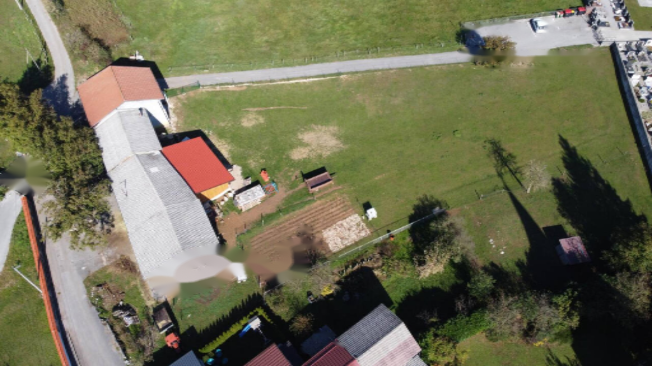 Farm in Pivka, Slovenia, 3 000 m² - picture 1