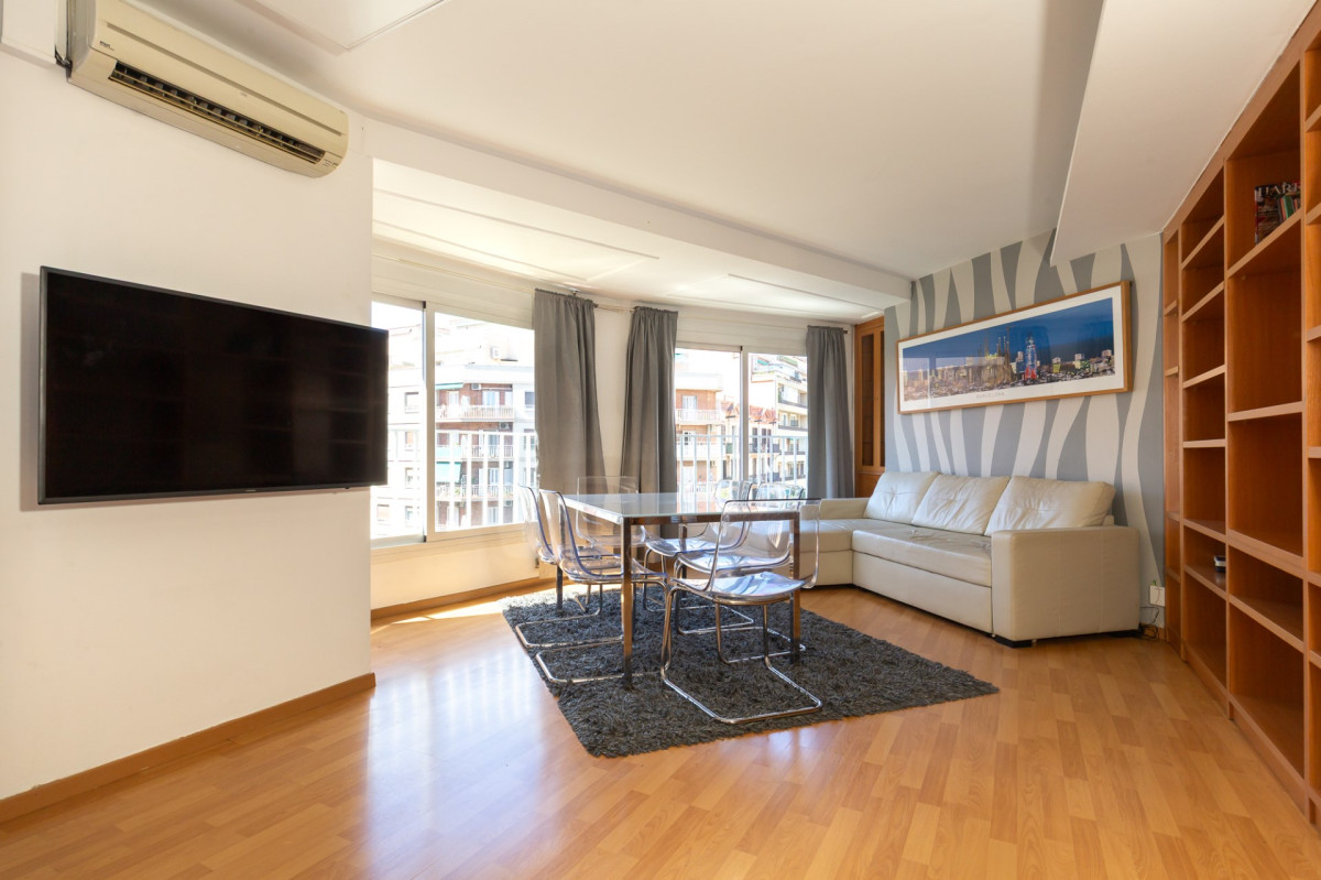 Piso en Barcelona, España, 86 m² - imagen 1