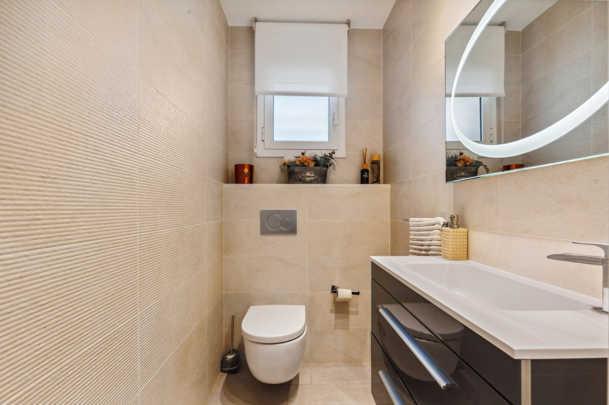 House in Barcelona, Spain, 395 m² - picture 11