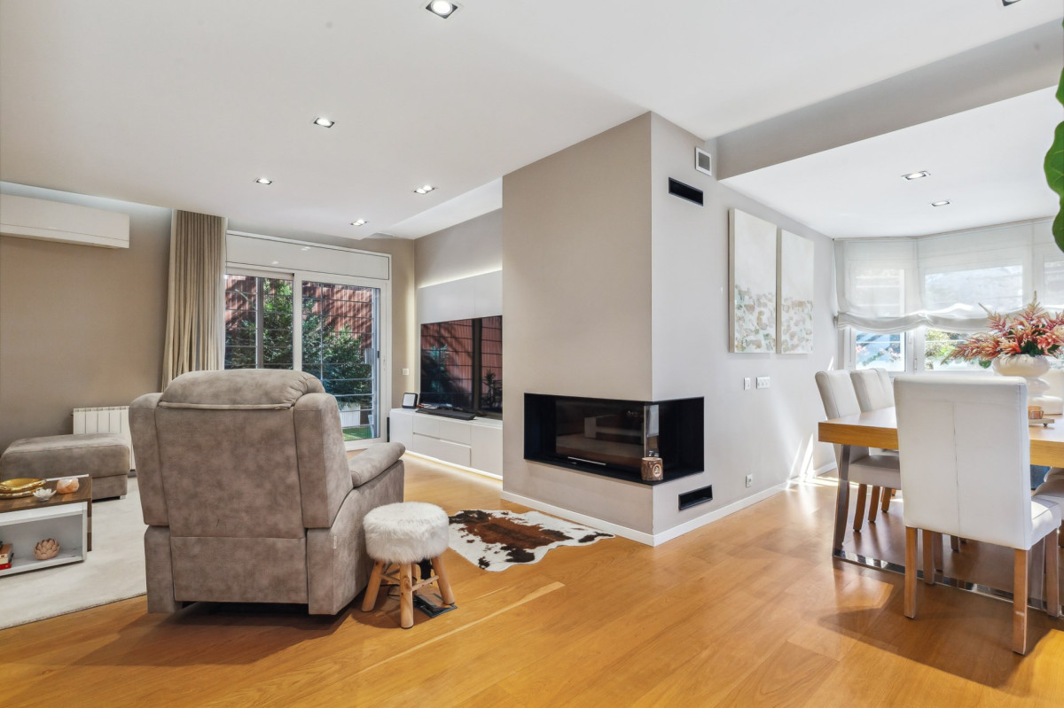 House in Barcelona, Spain, 395 m² - picture 14