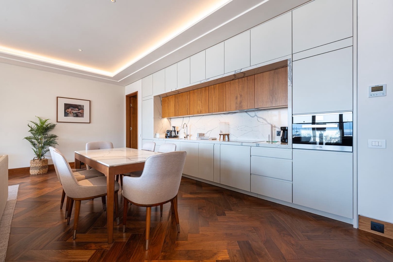 Piso en Tivat, Montenegro, 175 m² - imagen 9