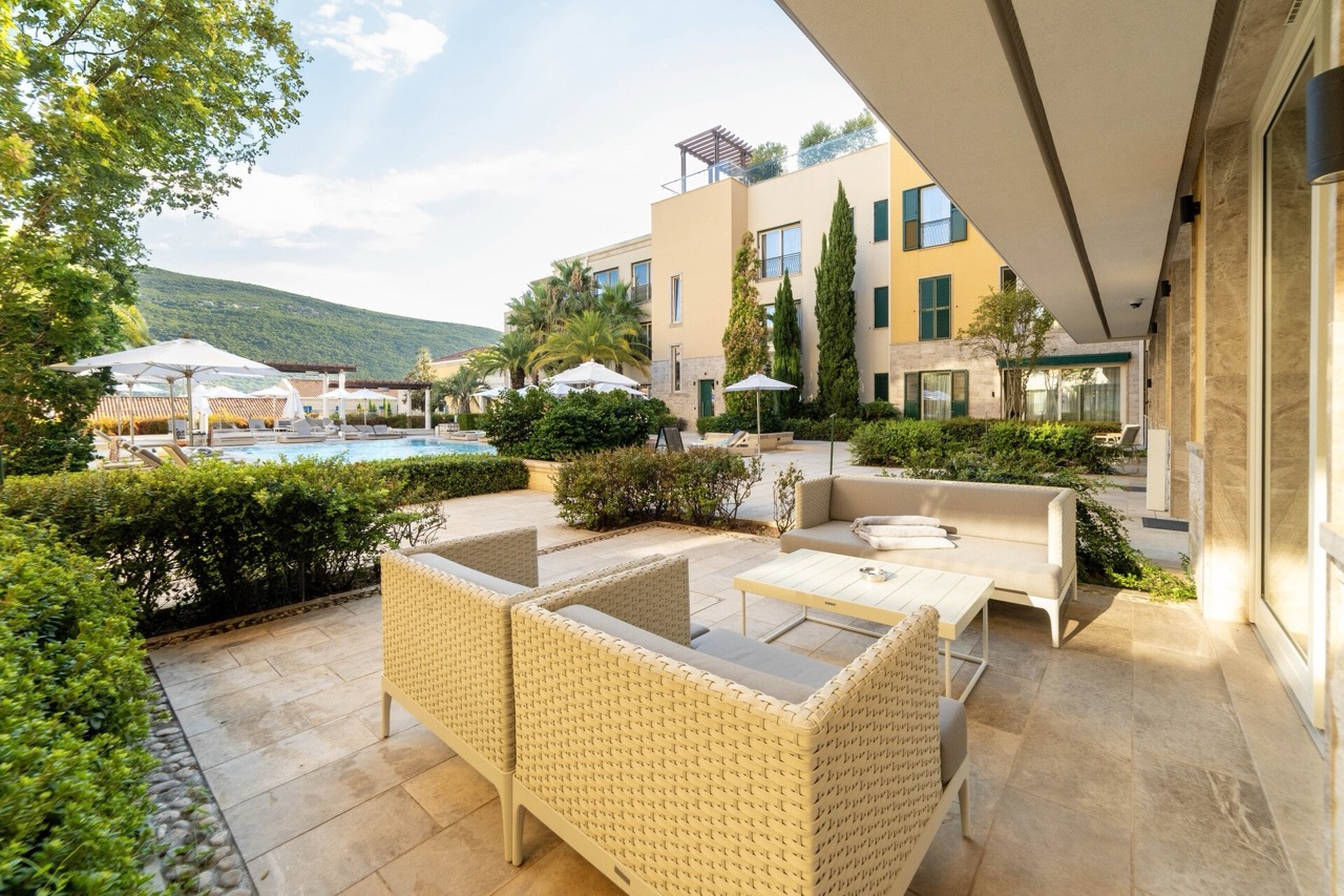 Piso en Herceg-Novi, Montenegro, 90 m² - imagen 3